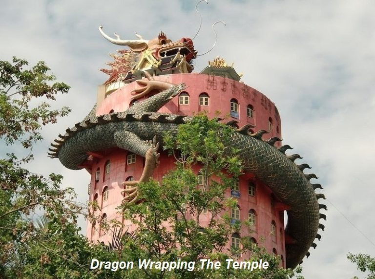World’s Amazing Dragon Temple in Thailand