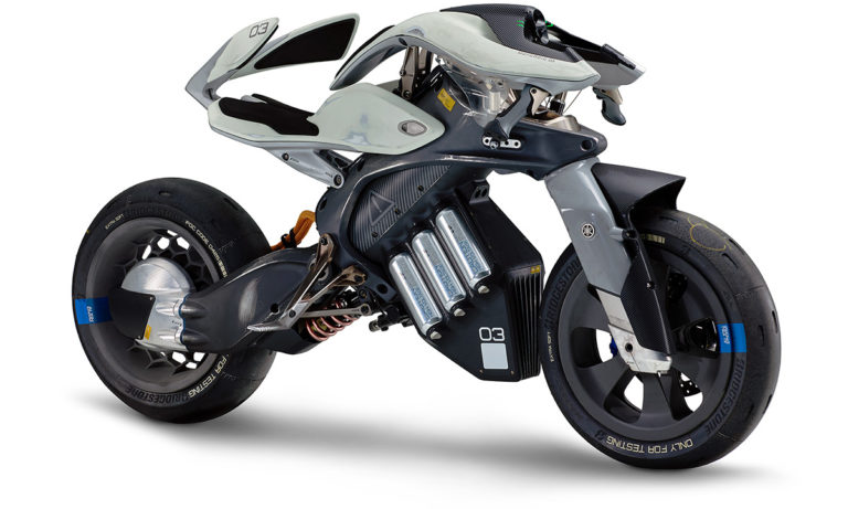 Yamaha Motoroid: Bike with Artificial Intelligence